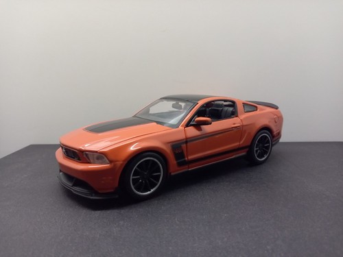 Maisto ford mustang boss - 1:24,