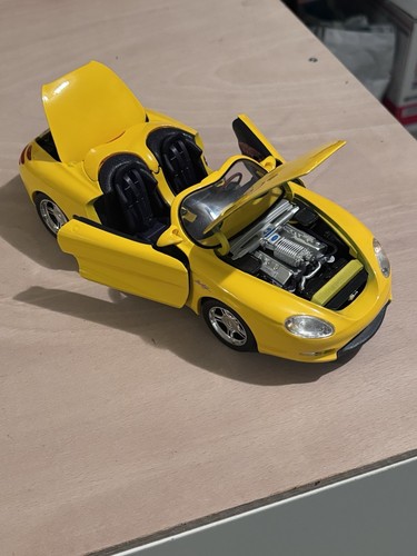 Maisto ford mustang - ford, iii