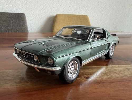 Maisto ford mustang gta - mustang,