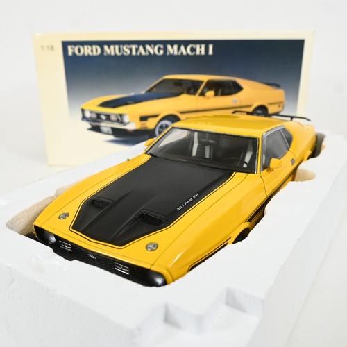 Autoart ford mustang mach - autoart,